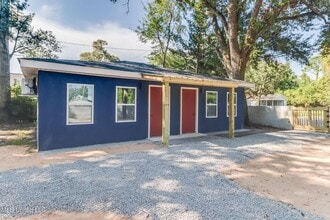 Building Photo - 264 Mc Donnell Ave