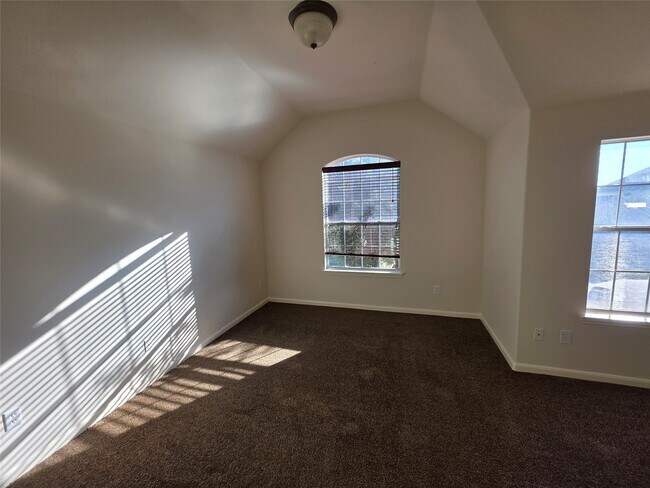 Building Photo - 22231 Bridgestone Oak Dr