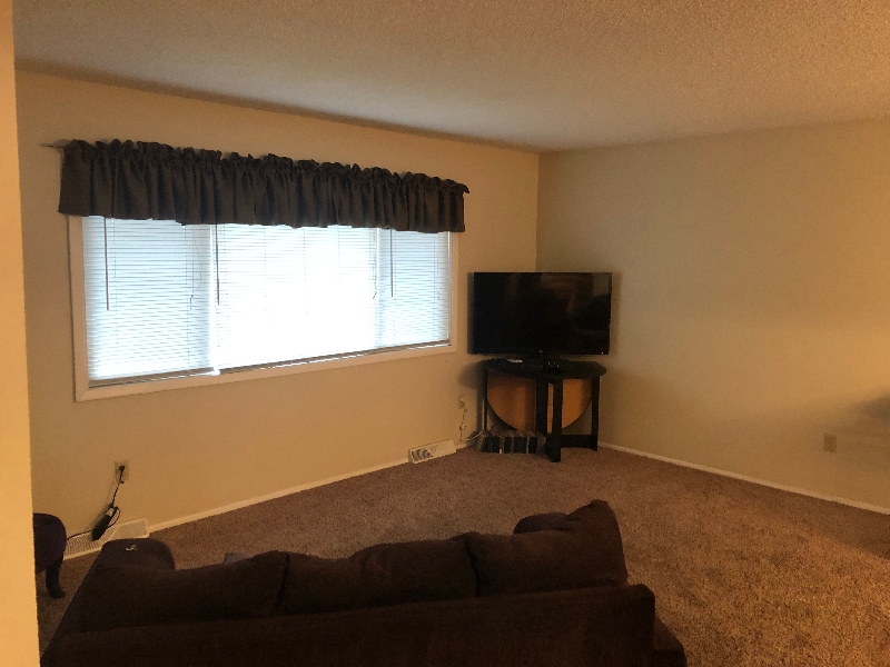 Building Photo - 520 N 19th Ave