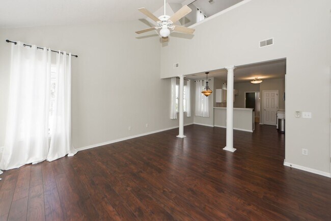 Building Photo - 3 Bedroom 3 Bath Single Family Home in Bridges of Summerville - Summerville