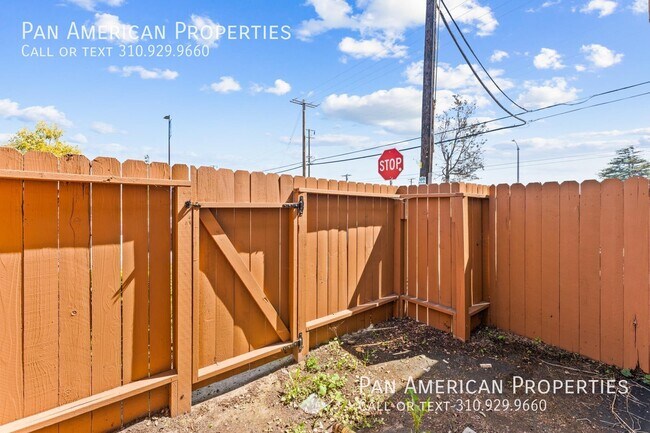 Building Photo - 8133 McFadden-02