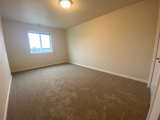 Building Photo - NEW CONSTRUCTION AT THE GLEANNS AT BARBERRY!
