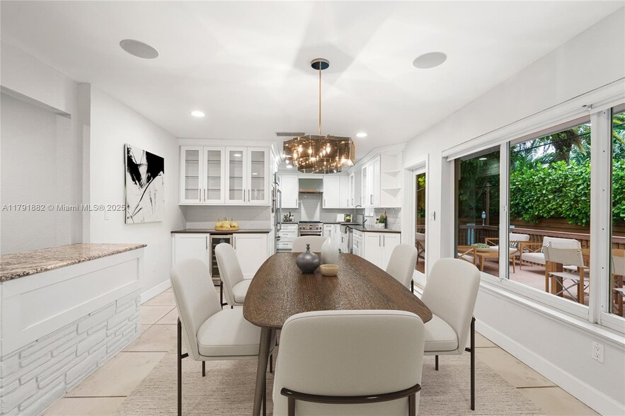 Building Photo - 3505 Crystal View Ct