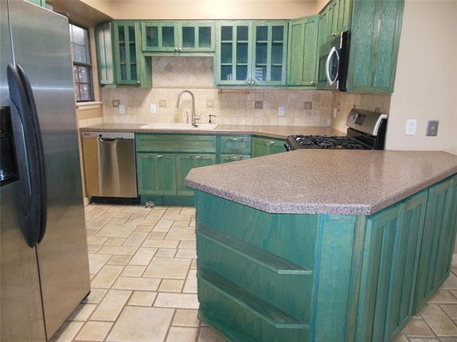 Building Photo - 813 Woodway Ln