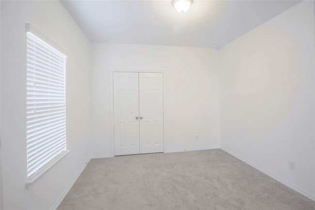 Building Photo - 6307 Grand Drift Ct