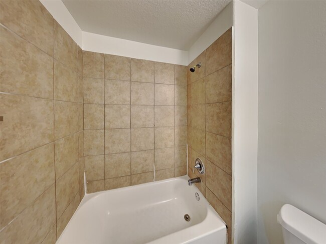 Building Photo - 3427 Apache Meadows Drive