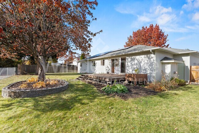 Building Photo - Beautiful 4-Bedroom Home In The South Hill With Solar Panels - Save On Utilities