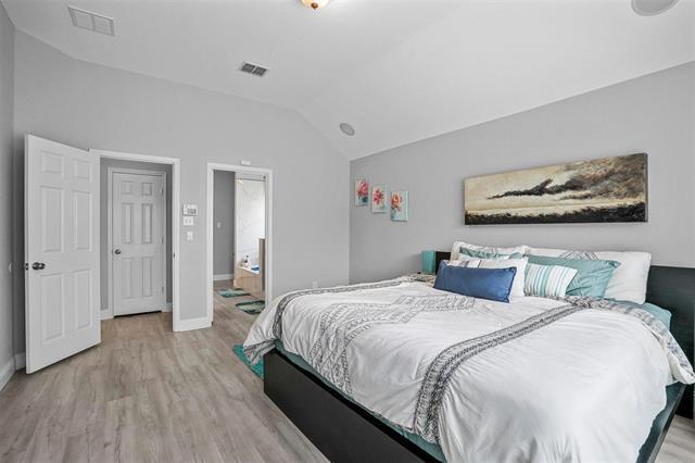 Building Photo - 1904 Hidden Fairway Dr