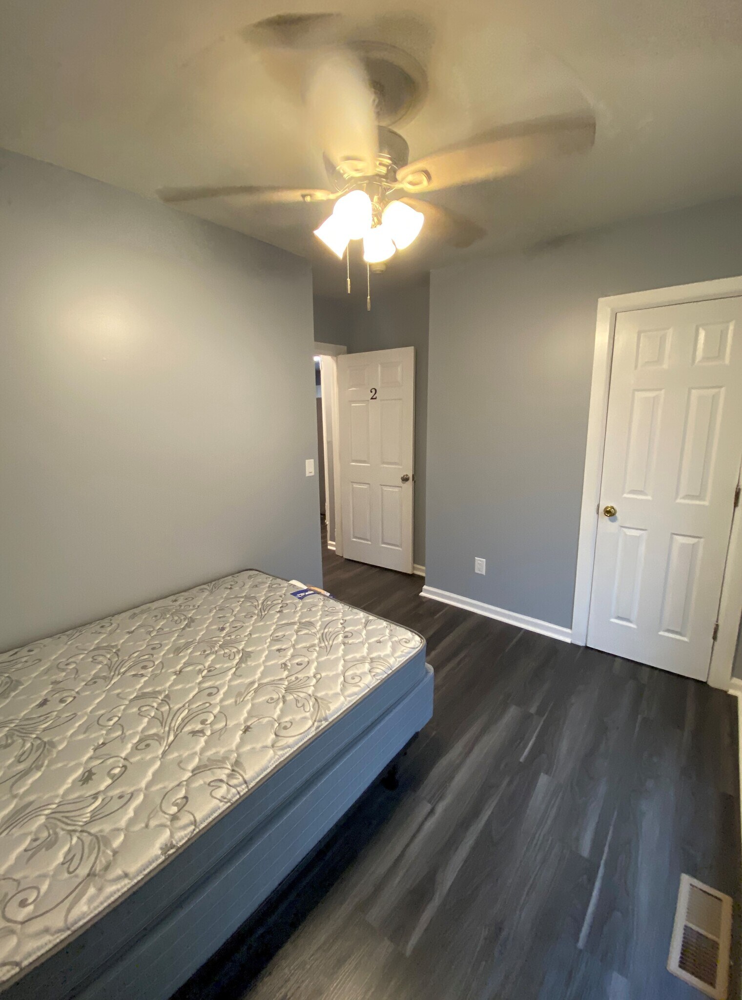 Building Photo - 206 Columbus Ave