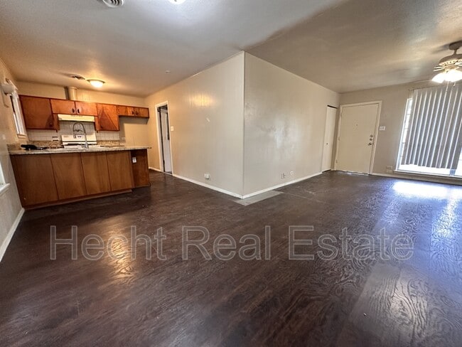 Building Photo - 6234 Flint Rock Dr