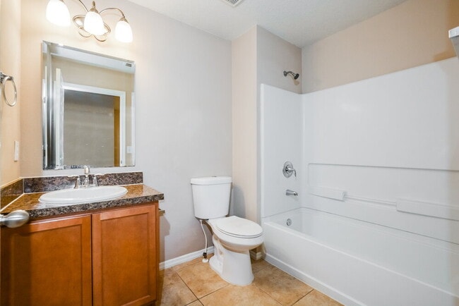 Building Photo - 2643 Breezy Meadow Rd