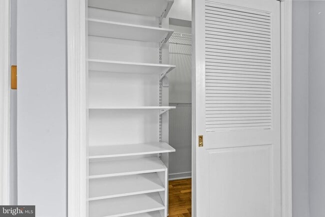 Building Photo - 6611 E Wakefield Dr