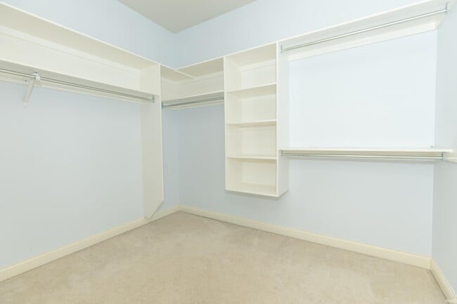 Building Photo - 4595 Prescott Dr