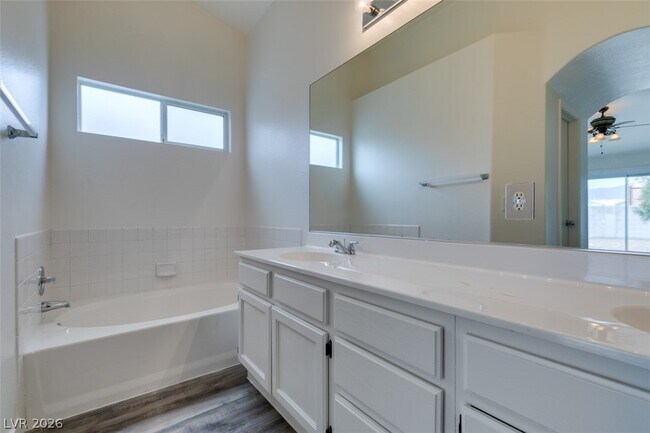 Building Photo - 3738 St Phillip Ct