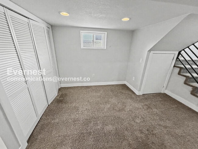 Building Photo - 3875 S Bannock St