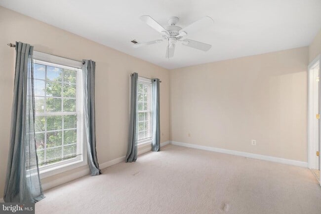 Building Photo - 508 S Fayette St
