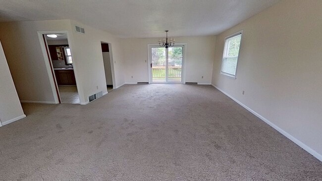 Building Photo - Single Family Home