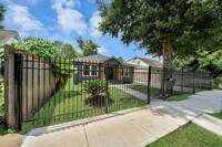 Building Photo - 7010 Kernel St