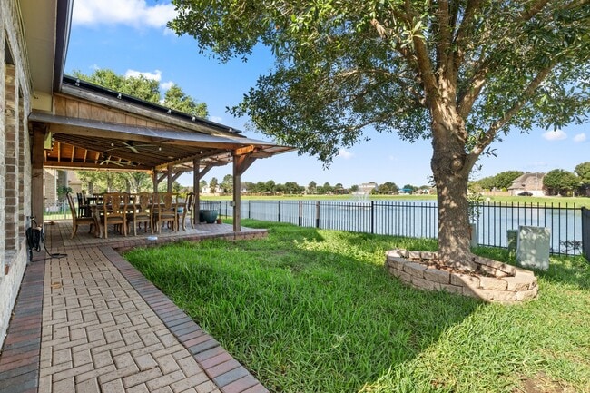 Building Photo - 25218 Lockspur Dr