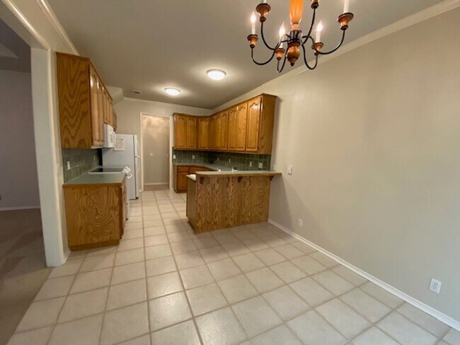 Building Photo - Coming Soon!!!!!  Union schools: 4 bedroom...