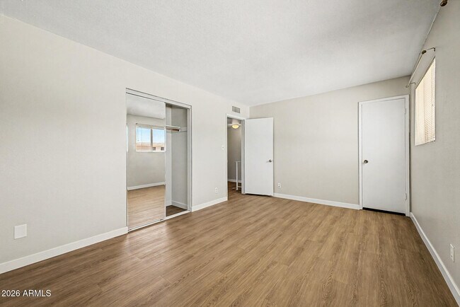 Building Photo - 17009 E Calle Del Oro