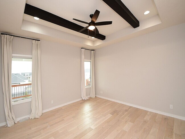 Building Photo - 5503 N 207th St