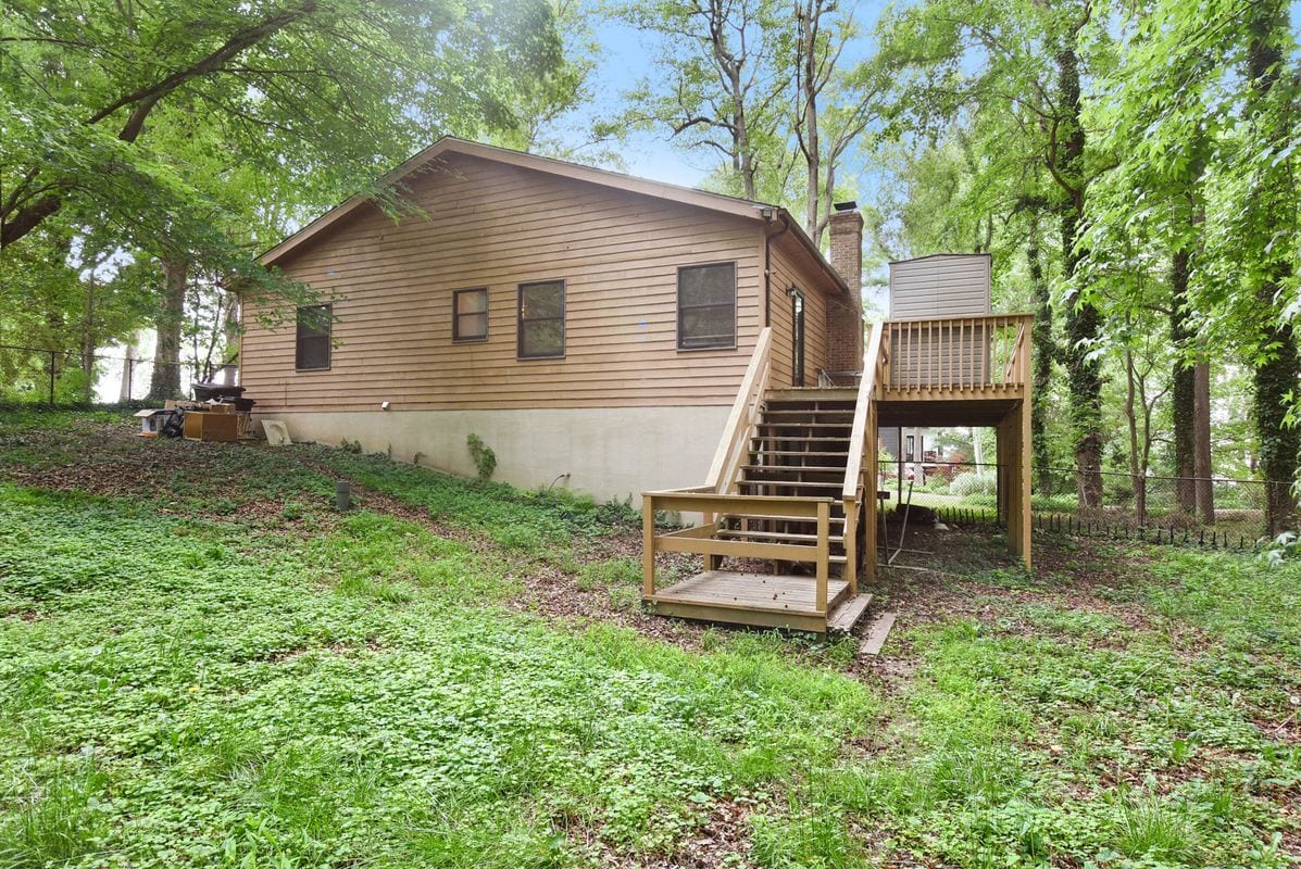 Building Photo - 149 Windcliff Rd