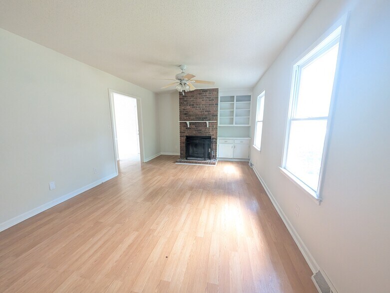 Living room from entry - 3 Timber Creek Ct