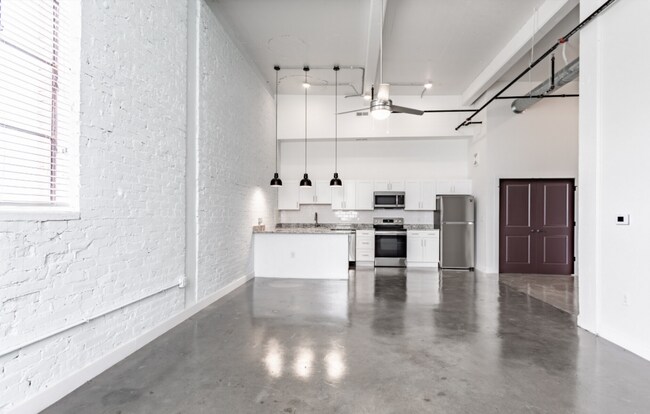 Building Photo - 410 Wellons St
