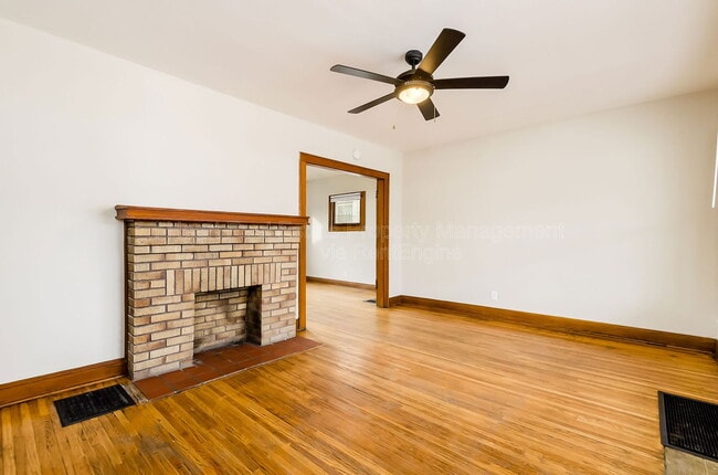 Building Photo - 1215 Sullivant Ave