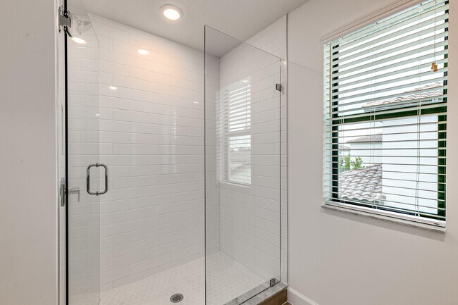 Building Photo - 3170 Streng Ln
