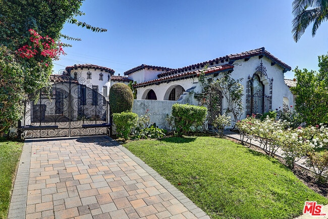 Building Photo - 6630 Colgate Ave