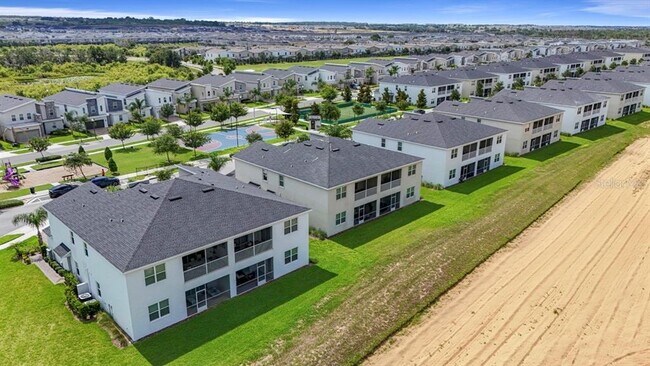 Building Photo - 877 Ocean Course Ave