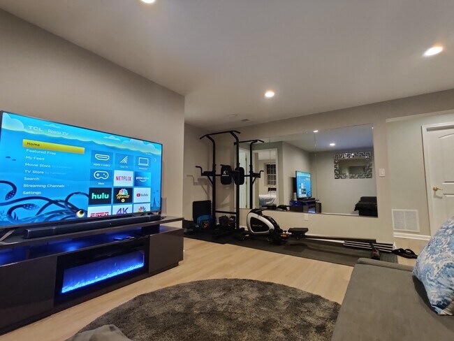 Building Photo - 1138 Fairways Blvd