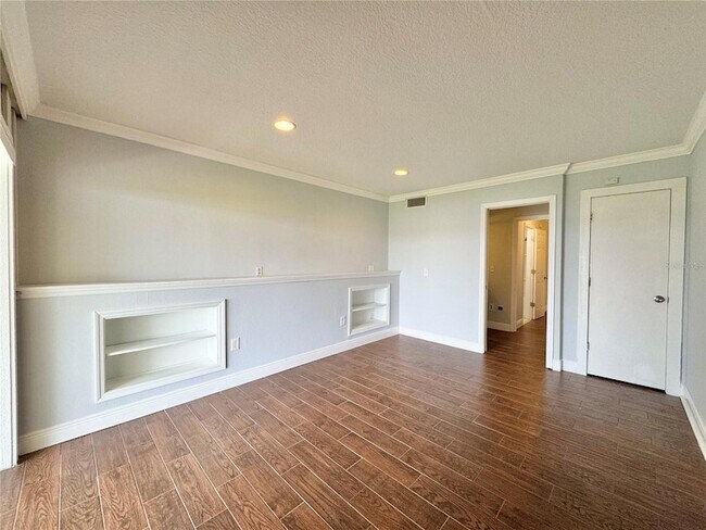 Building Photo - 2410 Hartridge Point Dr W