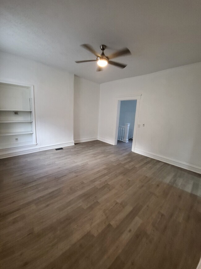 Building Photo - 1616 Ellwood Ave