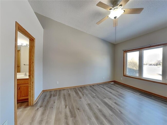 Building Photo - 1909 135th Ave NW