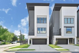 Building Photo - 3313 Baer St