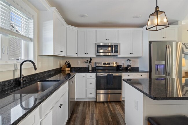 Building Photo - 66 Wild Dunes Way