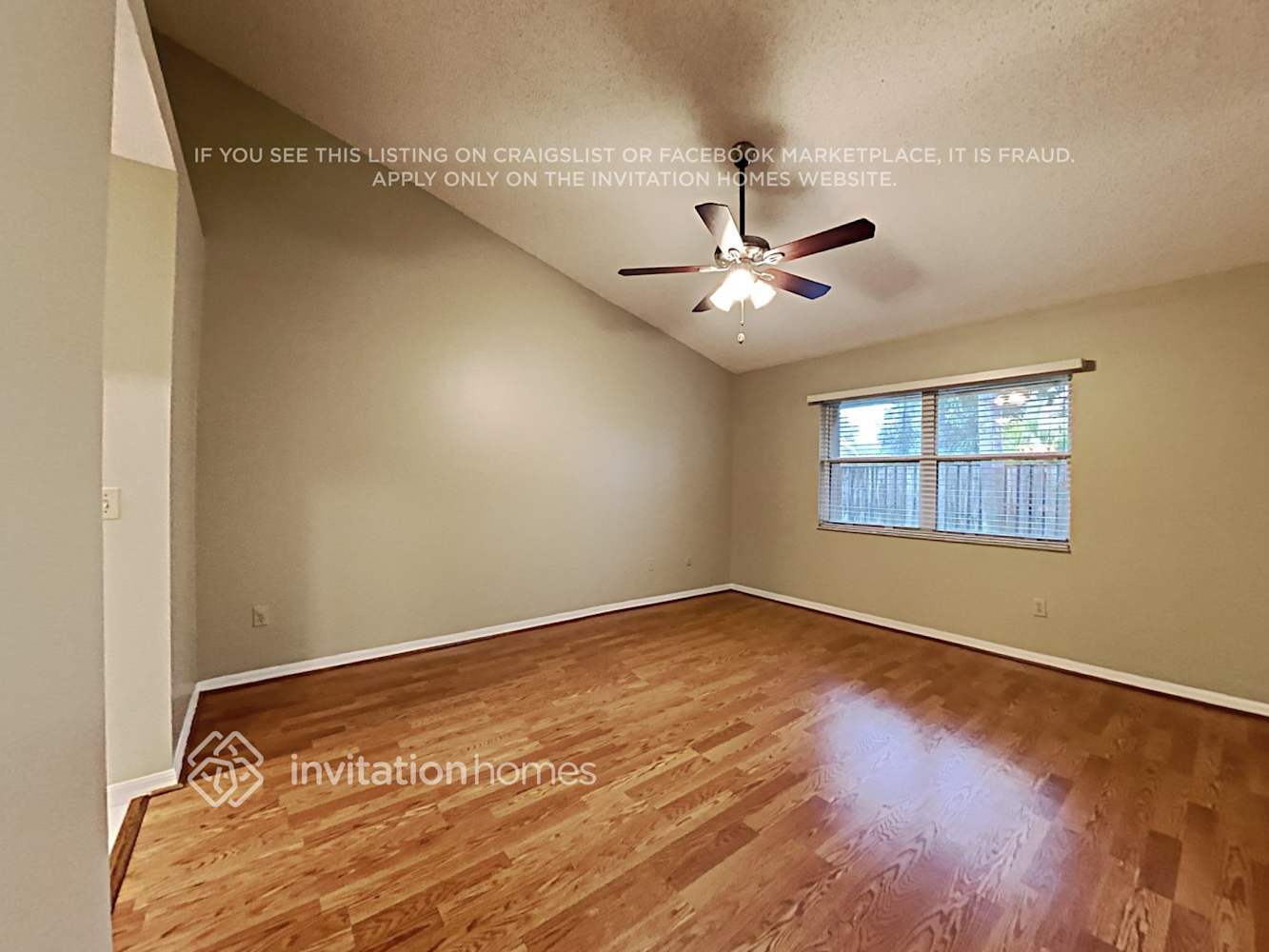 Building Photo - 12841 Meadowbreeze Dr