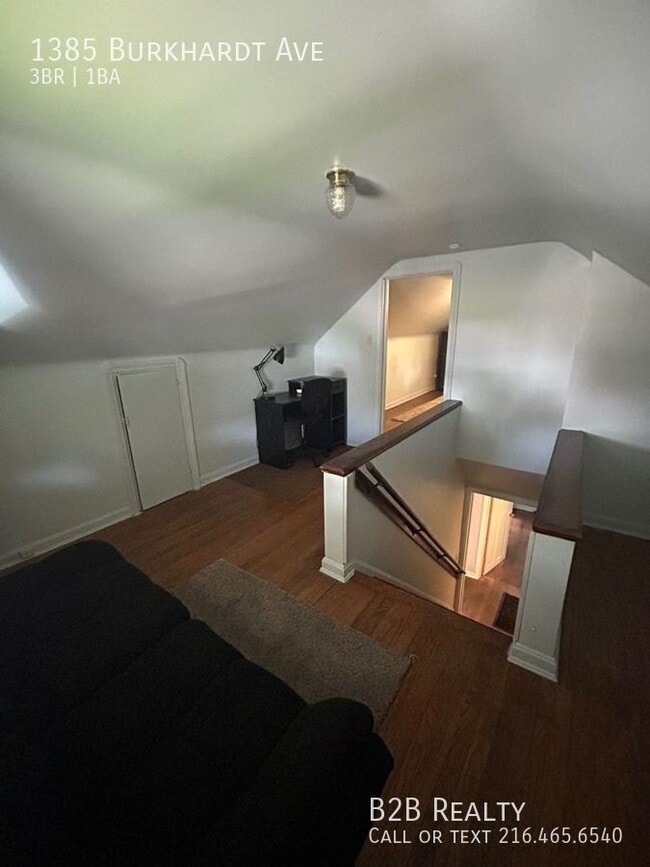 Building Photo - 1385 Burkhardt Ave