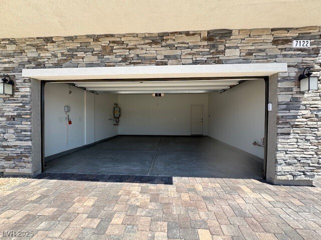 Building Photo - 7122 Parkallen Ave