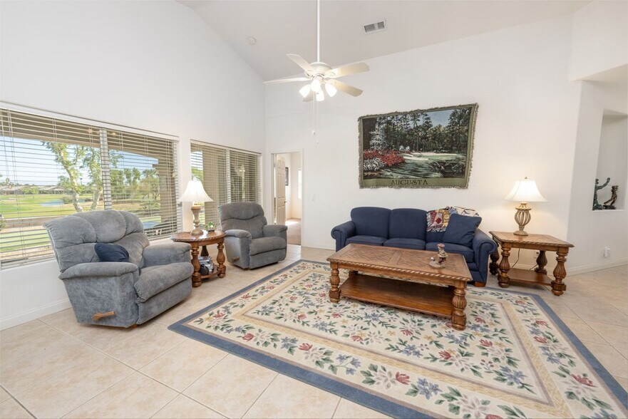 Building Photo - 45138 Banff Springs St