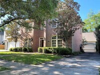 Building Photo - 3024 Rice Boulevard