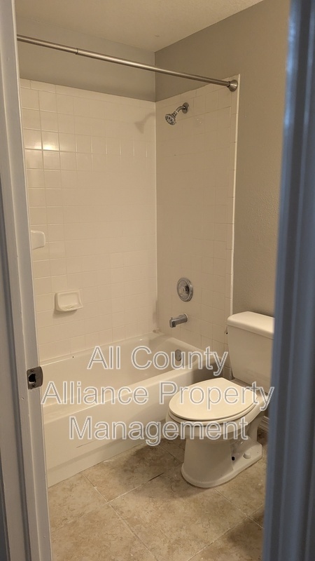 Building Photo - 1247 Maximilian Dr