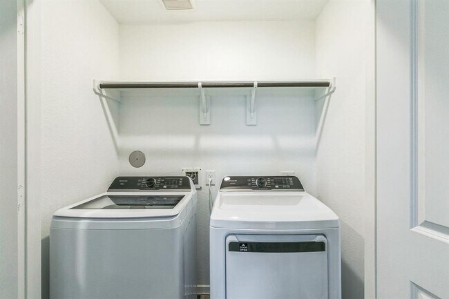 Building Photo - 28826 Texas Sparrow Ln