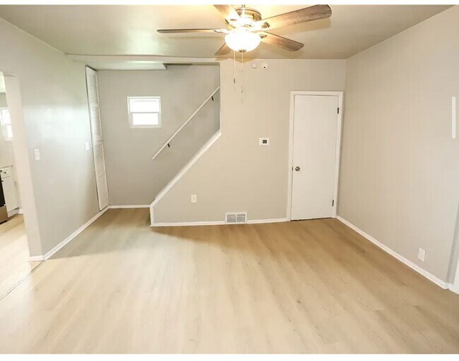 Building Photo - 513 Bucktown Rd