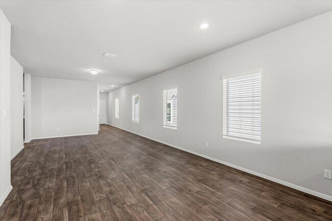 Building Photo - 2609 Derwent Dr