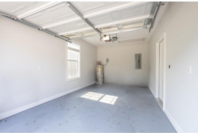 Building Photo - 1955 Oxford Ct