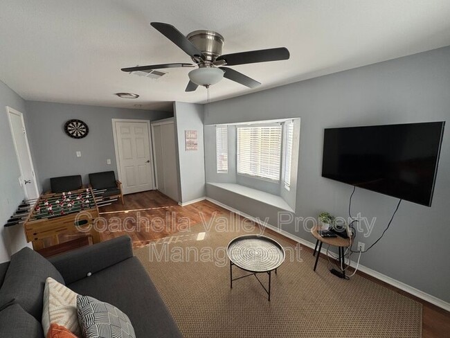 Building Photo - 44060 Dalea Ct